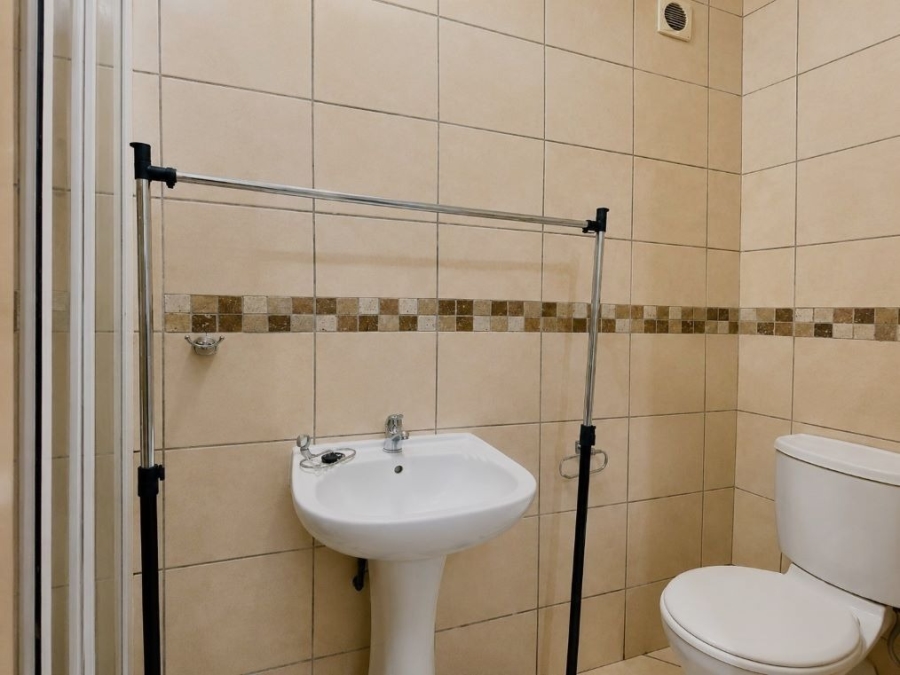 2 Bedroom Property for Sale in Waterval East North West